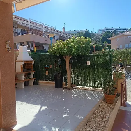 Amplia Casa Con Terraza Y Barbacoa R121 By Novadesta Holiday home